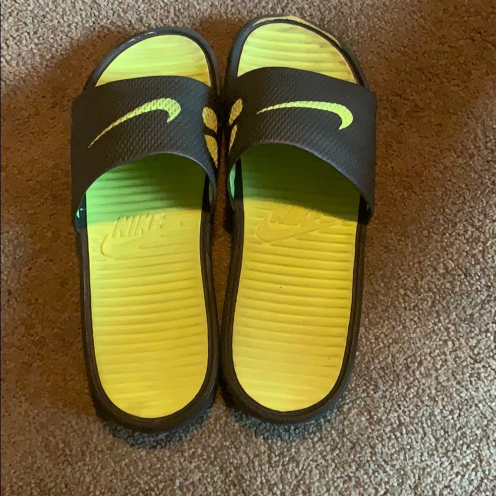 Nike Flip Flops